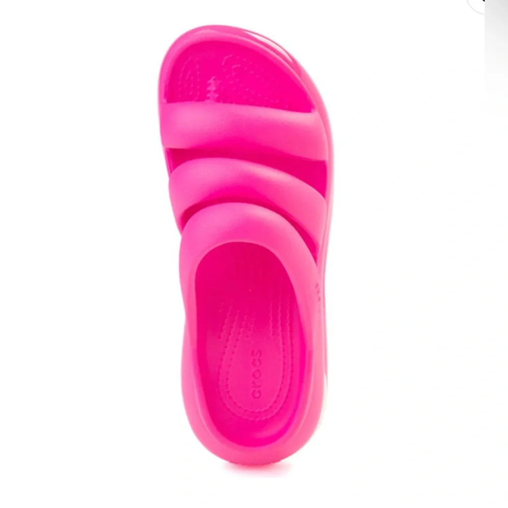 NWT Awesome Crocs Mega Crush Triple
Strap Sandals - Picture 4 of 6